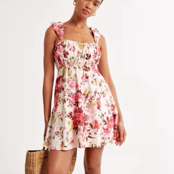 Abercrombie & Fitch Puff Strap Floral Mini Dress with Pockets size Small Tall - Picture 2 of 7